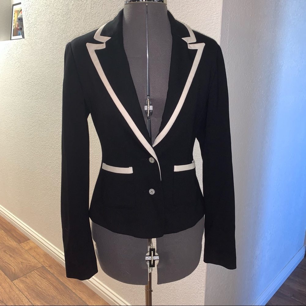 Forever21 Black and White Blazer